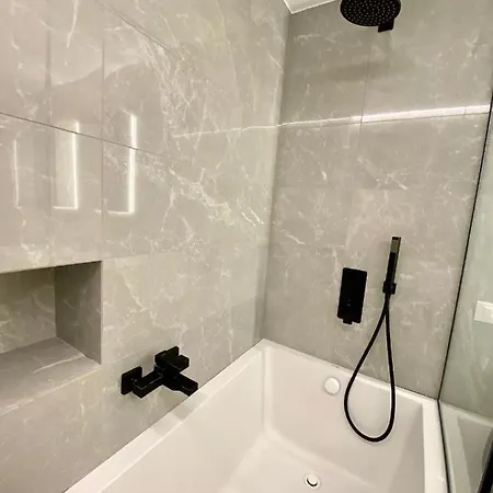 Bertoni Terrazzo - By Lovecomo Tremezzo