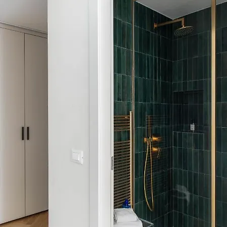 Bertoni Terrazzo - By Lovecomo 펜션 *